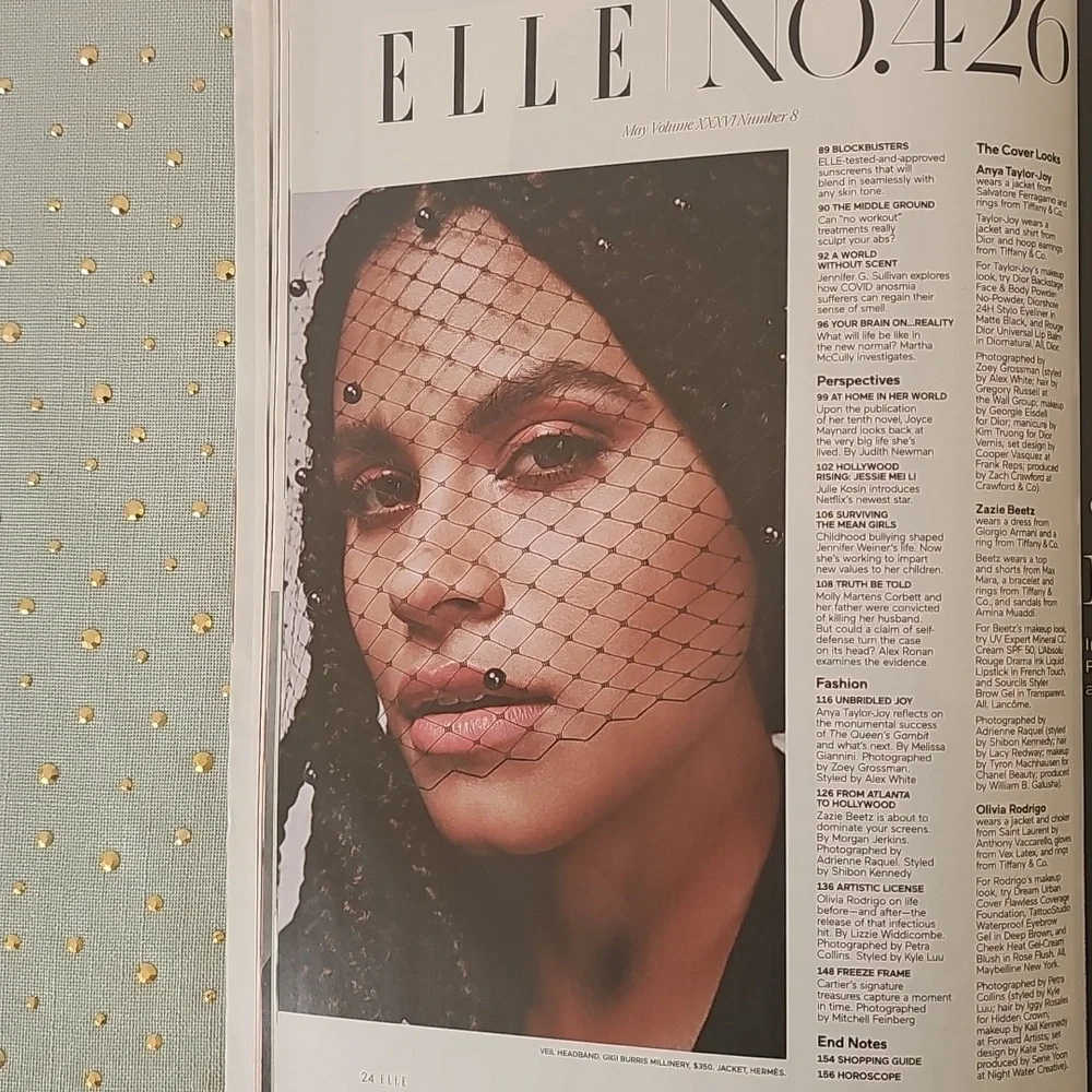Elle Zazie Beetz Magazine Cover - May 2021 - Picture 3 of 4
